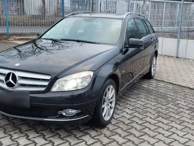 Gebraucht Mercedes C220 Avantgarde 170 PS (125 kW) 2008 Schwarz Kombi