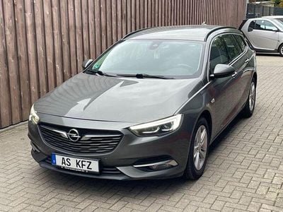 Usado Opel Insignia Edition 170 HP (125 kW) 2017 Cinzento Carrinha