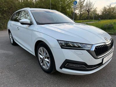Usata Skoda Octavia 116 CV (85 kW) 2021 Bianco Station wagon