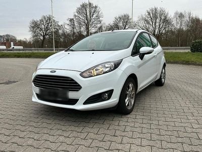 Second-hand Ford Fiesta 80 CP (58 kW) 2015 Alb Hatchback