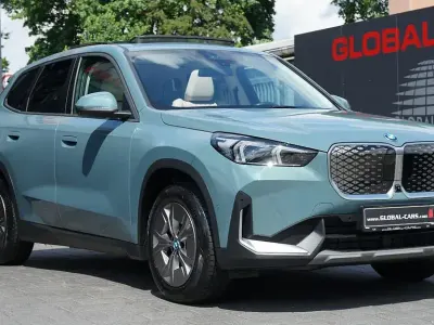 Gebraucht BMW iX1 Performance 150 kW (204 PS) 2024 Cape york grün SUV