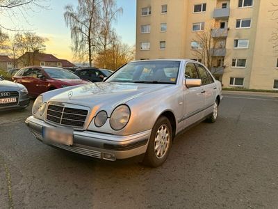 gebraucht Mercedes E230 ELEGANCE Elegance