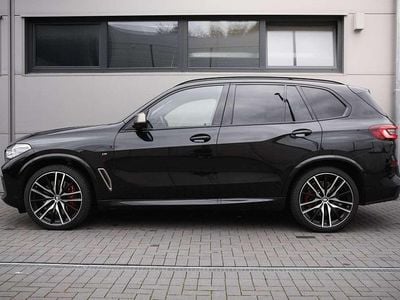 Black sapphire metallic Gebraucht 2021 BMW X5 M SUV | 65.900 € (Fairer Preis)
