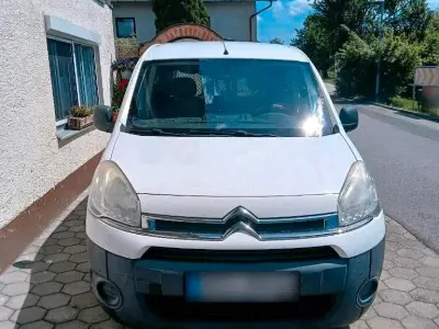 Gebraucht Citroën Berlingo 75 PS (55 kW) 2013 Weiß Van / Kleinbus