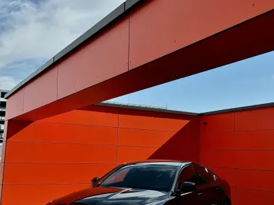 Gebraucht Jaguar XE R-Sport 180 PS (132 kW) 2016 Schwarz Limousine