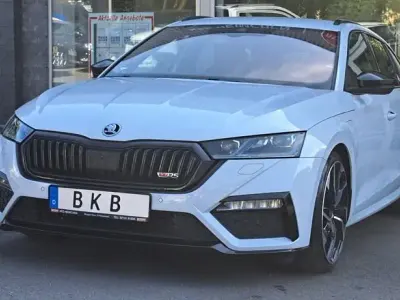 Gebraucht Skoda Octavia RS 245 PS (180 kW) 2021 Weiß Kombi
