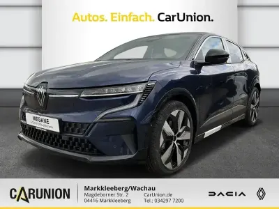 Używany Renault Megane E-Tech Techno 161 kW (220 KM) 2024 Niebieski Sedan/Limuzyna
