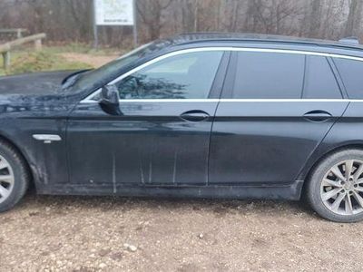 Gebraucht BMW 520 184 PS (135 kW) 2012 Schwarz Kombi