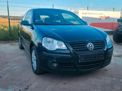 Gebraucht VW Polo 60 PS (44 kW) 2007 Schwarz Kleinwagen