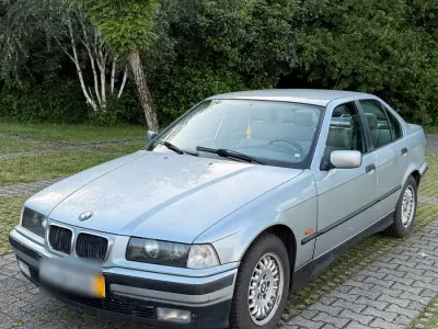 Gebraucht BMW 328 193 PS (141 kW) 1998 Silber Limousine
