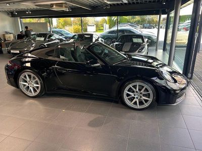 Gebraucht Porsche 911 Carrera Cabriolet 394 PS (289 kW) 2024 Schwarz Cabrio