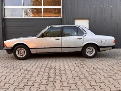 Gebraucht BMW 745 252 PS (185 kW) 1984 Silber Limousine