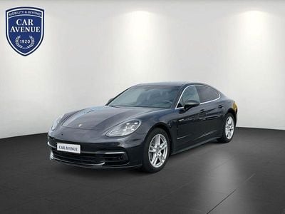 Porsche Panamera 4