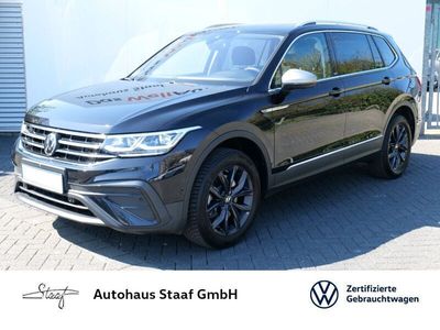 Gebraucht VW Tiguan Allspace Move 200 PS (147 kW) 2023 Deep black perleffekt SUV