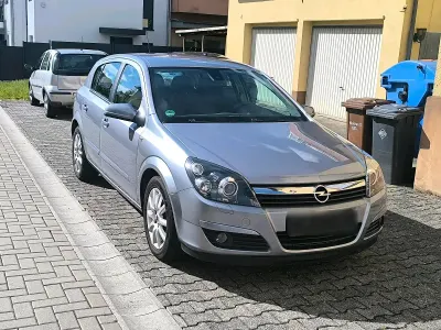 Gebraucht Opel Astra 125 PS (91 kW) 2004 Andere farben Kleinwagen