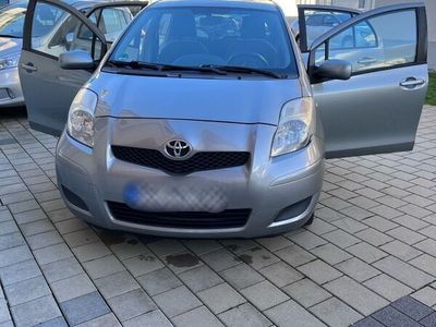 gebraucht Toyota Yaris 1.33 VTTI Cool BJ 2009