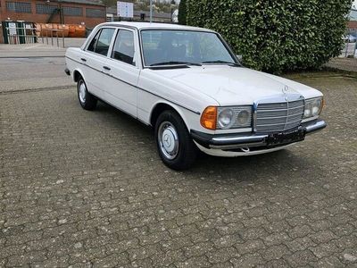 gebraucht Mercedes 230 W123