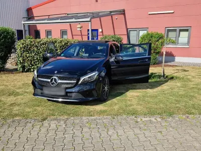 Gebraucht Mercedes A200 AMG 136 PS (100 kW) 2018 Schwarz Limousine