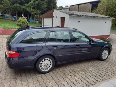 Mercedes E220