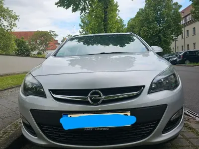 Gebraucht Opel Astra Eco 110 PS (80 kW) 2015 Silber Kombi