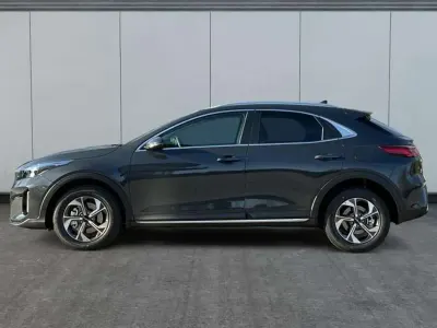 Neu Kia XCeed Exclusive 116 PS (85 kW) 2026 Pentametal metallic/grau SUV