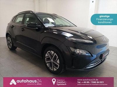 Gebraucht Hyundai Kona Select 100 kW (136 PS) 2022 Schwarz SUV
