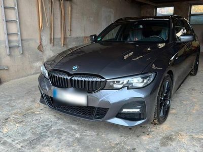 Gebraucht BMW 320 M Sport 190 PS (139 kW) 2020 Grau Kombi