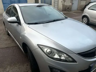 Gebraucht Mazda 6 Exclusive-Line 155 PS (114 kW) 2010 Silber Limousine