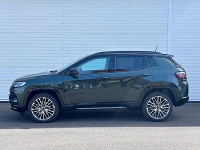 Second-hand Jeep Compass Summit 179 CP (131 kW) 2025 Verde SUV