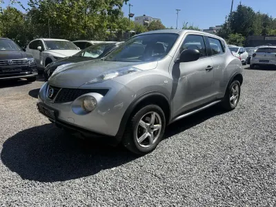 Gebraucht Nissan Juke Visia 110 PS (80 kW) 2011 Silver (m) SUV