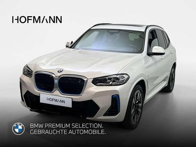 Gebraucht BMW iX3 Shadowline 210 kW (286 PS) 2023 Mineralweiß metallic SUV