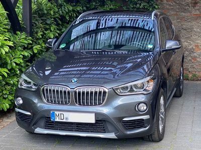 gebraucht BMW X1 sDrive 18i xLine Aut/ Navi/ LED/ AHK/ P...