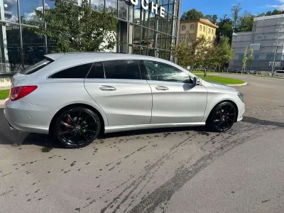 Gebraucht Mercedes CLA200 Shooting Brake 136 PS (100 kW) 2015 Kombi