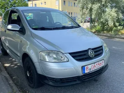 Gebraucht VW Fox Basis 54 PS (39 kW) 2007 Silber Kleinwagen