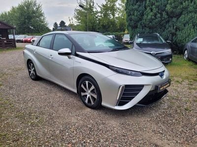 Gebraucht Toyota Mirai 75 PS (55 kW) 2019 Silber Limousine