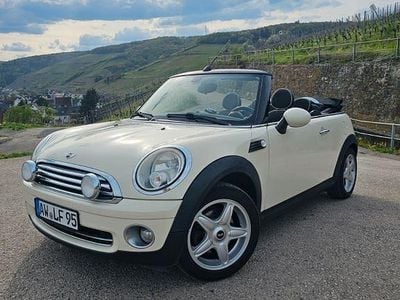 Usata Mini Cooper Cabriolet 120 CV (88 kW) 2009 Bianco Cabrio