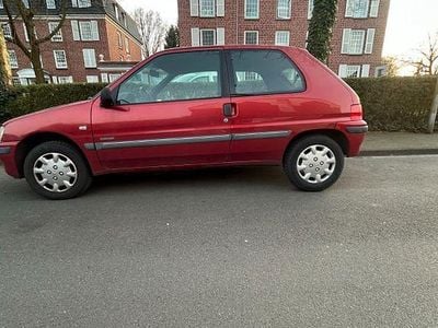 Gebraucht Peugeot 106 102 PS (75 kW) 2002 Rot Kleinwagen
