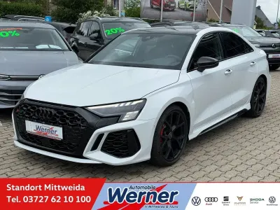 Gebraucht Audi RS3 Ambiente 400 PS (294 kW) 2024 Weiß Limousine
