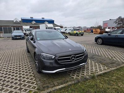 Gebraucht Mercedes E300 211 PS (155 kW) 2020 Schwarz Limousine