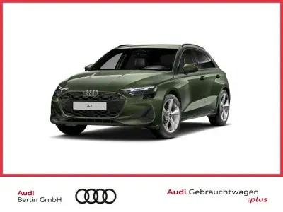 Gebraucht Audi A3 204 PS (150 kW) 2025 Distriktgrün metallic Limousine