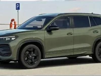 Neu VW Tayron R-line 142 PS (104 kW) 2026 Grün SUV