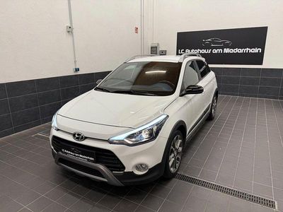 Gebraucht Hyundai i20 Style 101 PS (74 kW) 2018 Weiß Kleinwagen