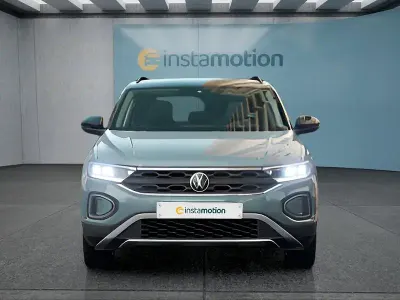 Gebraucht VW T-Roc 116 PS (85 kW) 2025 Blau SUV
