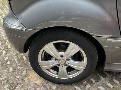 Mercedes B180