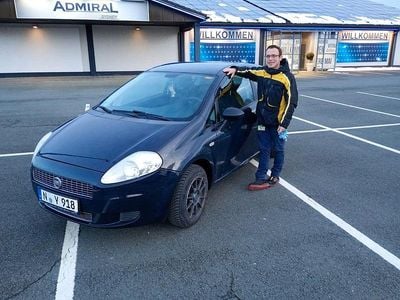 Gebraucht Fiat Grande Punto 65 PS (47 kW) 2009 Schwarz Kleinwagen