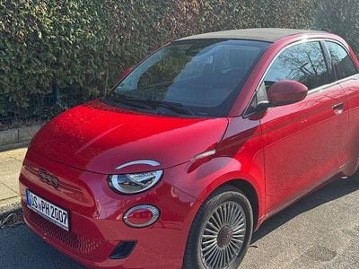 Gebraucht Fiat 500e Red 69 kW (95 PS) 2022 Rot Cabrio