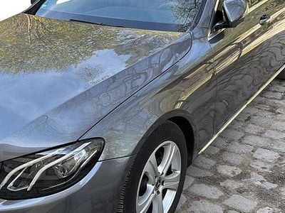 Gebraucht Mercedes E200 184 PS (135 kW) 2017 Grau Limousine