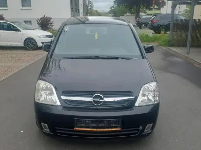 Używany Opel Meriva 87 KM (63 kW) 2004 Czarny Minivan