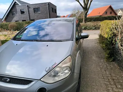 Gebraucht Ford S-MAX 143 PS (105 kW) 2007 Silber Van / Kleinbus