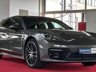 Gebraucht Porsche Panamera Platinum Edition 330 PS (242 kW) 2023 Aventuringrãœnmetallic Kombi